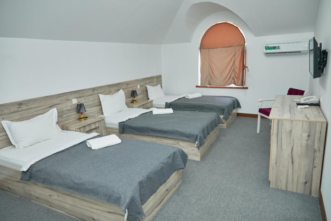 Hotel Muqaddas Semerkant Dış mekan fotoğraf