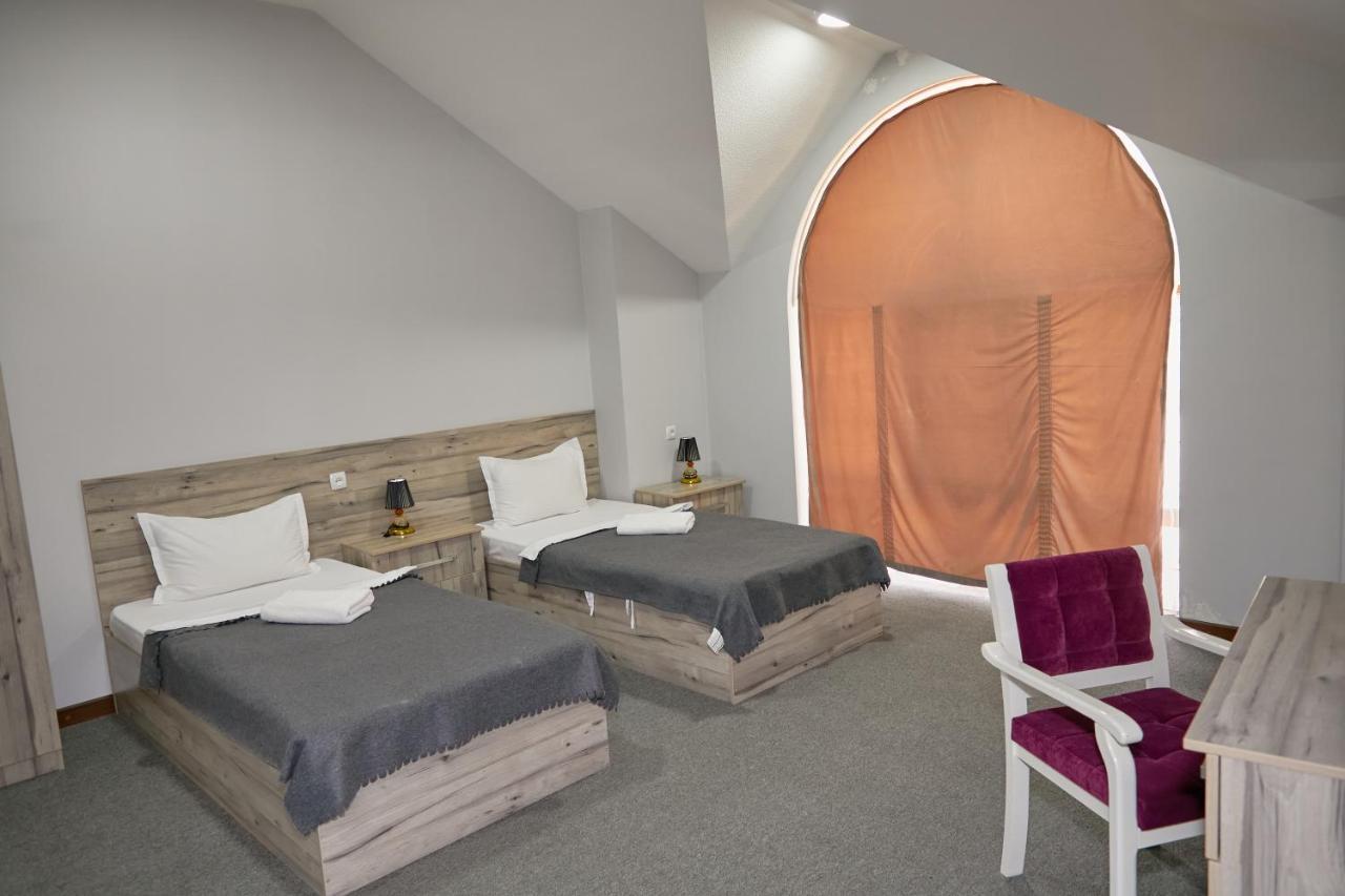 Hotel Muqaddas Semerkant Dış mekan fotoğraf