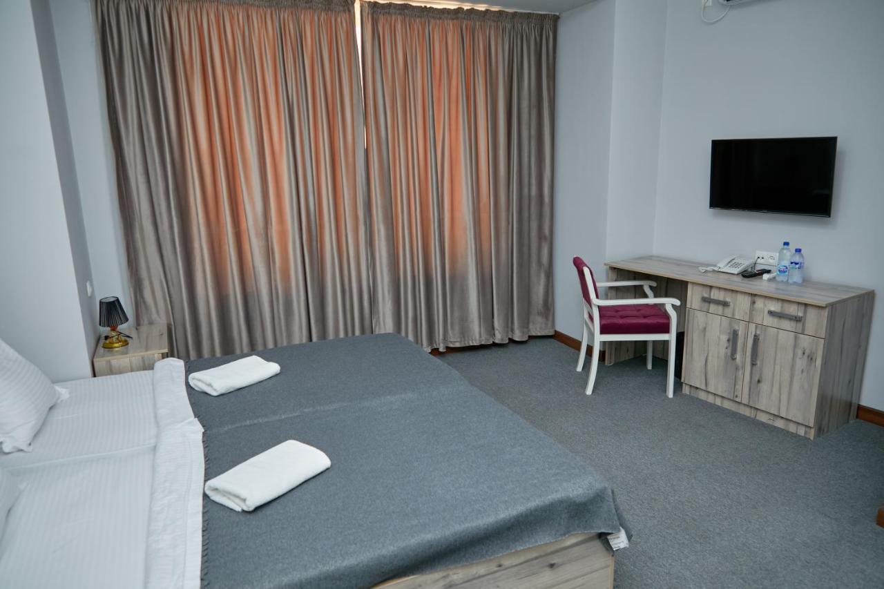 Hotel Muqaddas Semerkant Dış mekan fotoğraf