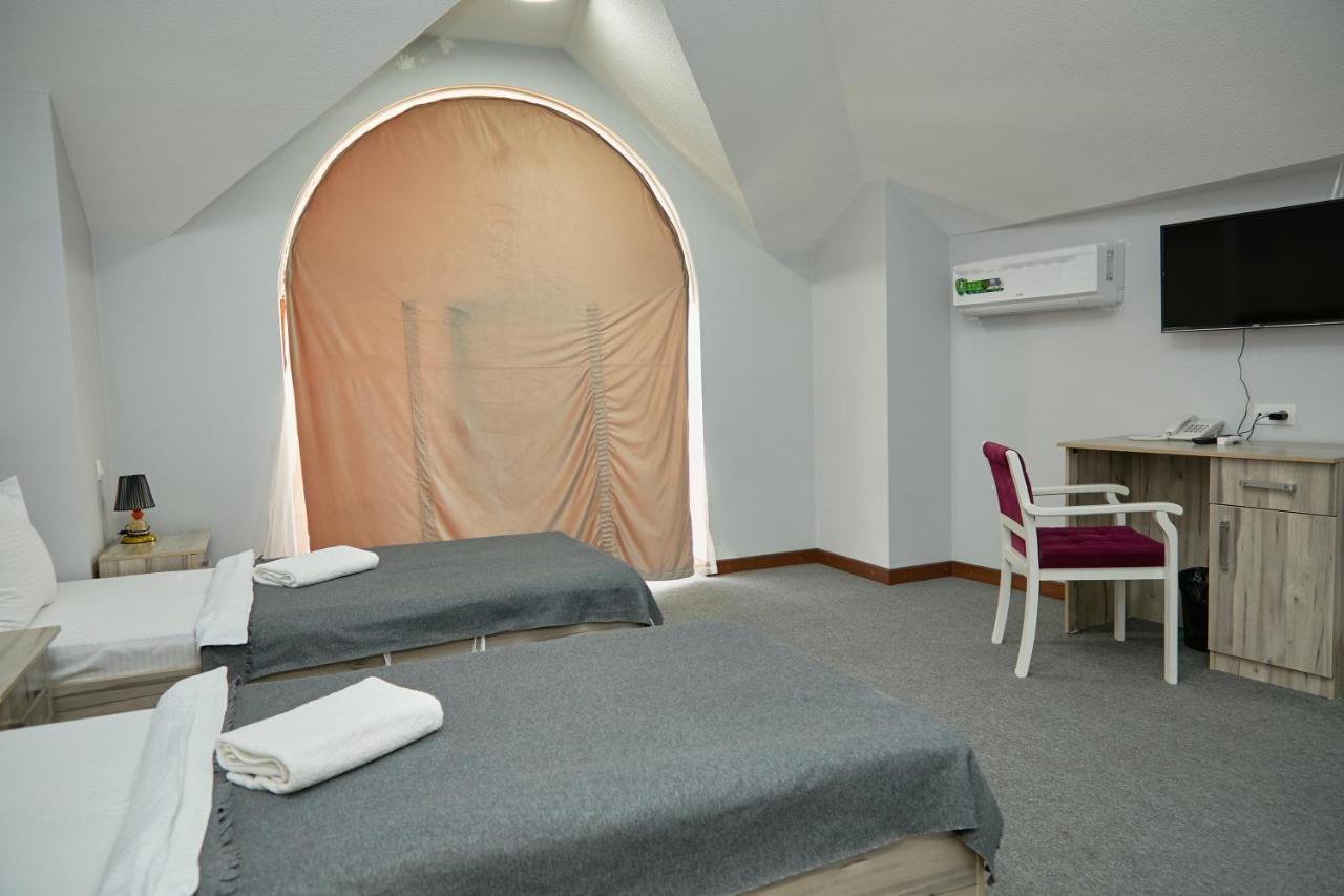 Hotel Muqaddas Semerkant Dış mekan fotoğraf