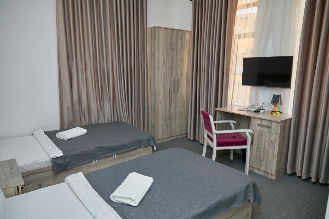 Hotel Muqaddas Semerkant Dış mekan fotoğraf